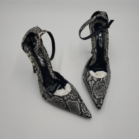 Clinton Stuart - Picture 2 of 10